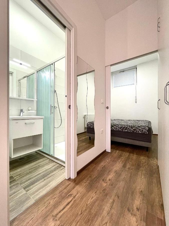 Nala Apartment Ljubljana Exteriör bild