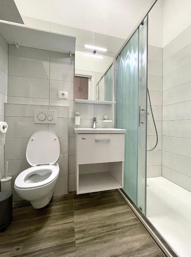 Nala Apartment Ljubljana Exteriör bild