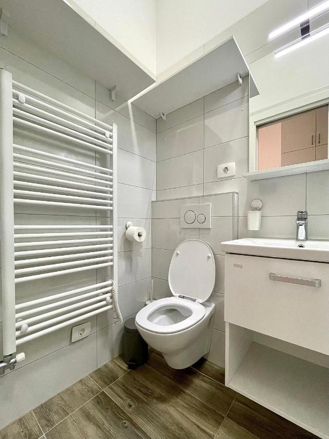 Nala Apartment Ljubljana Exteriör bild