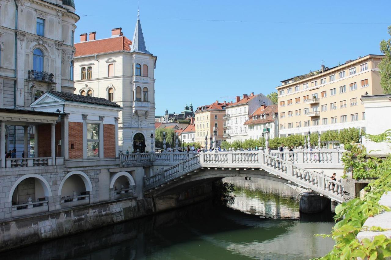 Nala Apartment Ljubljana Exteriör bild